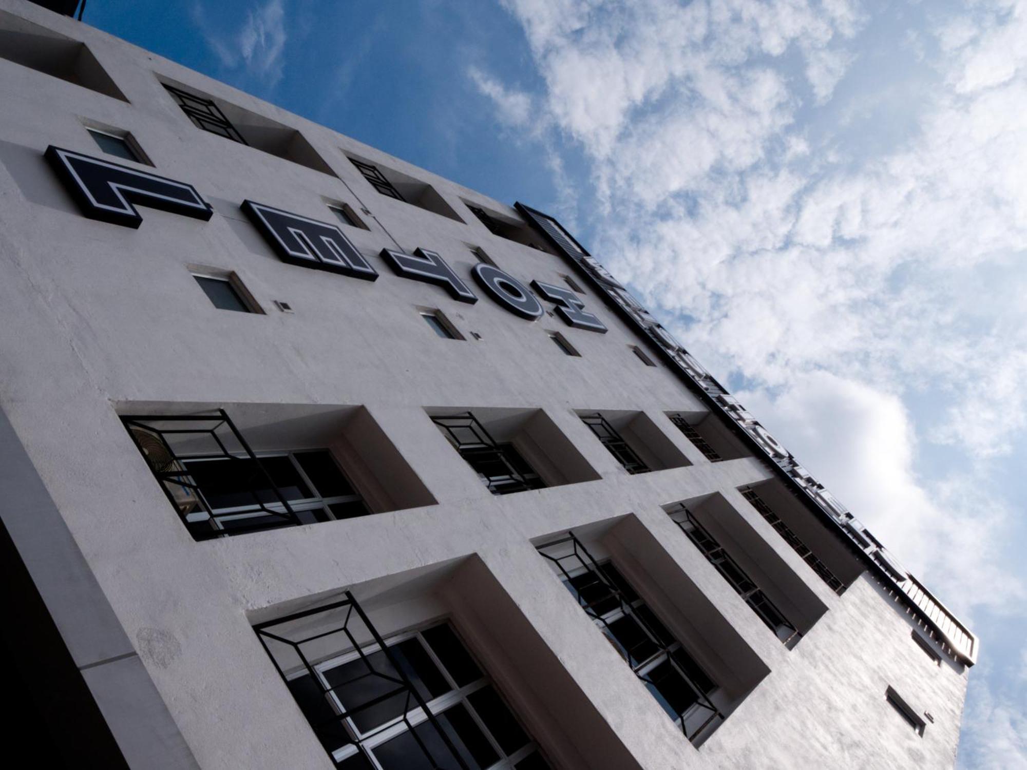 Weiss Hotels Kepong Baru Kampong Jawa Tengah Luaran gambar