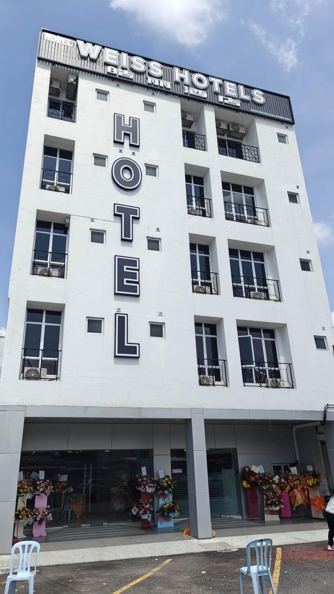 Weiss Hotels Kepong Baru Kampong Jawa Tengah Luaran gambar